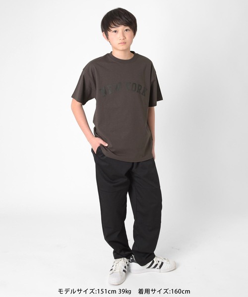 GLAZOS（グラソス）の「【接触冷感】アソートカレッジアーチロゴ半袖Tシャツ（Tシャツ/カットソー・キッズ・グレー/オートミール/チャコールグレー/カーキ/ベージュ/ブルー/ホワイト・140cm/160cm/130cm/170cm/150cm）」の21枚目の写真