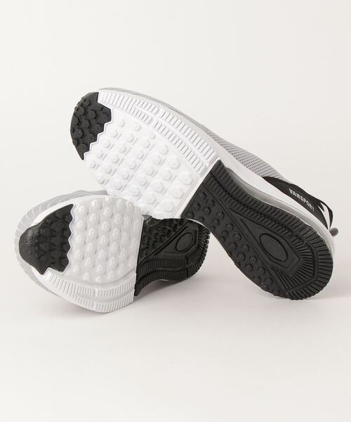 TSURUYA（ツルヤ）の「《VANSPORT》VA301（スリッポン・メンズ・ライトグレー/ブラック・25.0cm/25.5cm/27.0cm/26.0cm/26.5cm）」の3枚目の写真