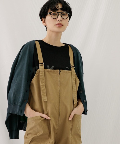 EKAL(エカル)の「エンジョイポケットサロペット(サロペット/オーバーオール・レディース・ベージュ/グレー・ONE)」の18枚目の写真