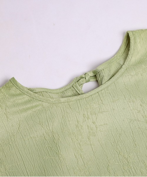 AMELY（エミリー）の「ジャガードフレアトップス（シャツ/ブラウス・レディース・ブラック/オフホワイト/グリーン・フリー）」の5枚目の写真