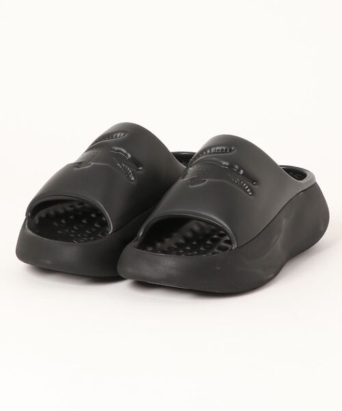 LACOSTE（ラコステ）の「《LACOSTE》SERVE SLIDE 3.0 123 1 CFA（サンダル・レディース・ブラック/ライトグリーン/ホワイト・UK6/UK5/UK4/UK3）」の2枚目の写真