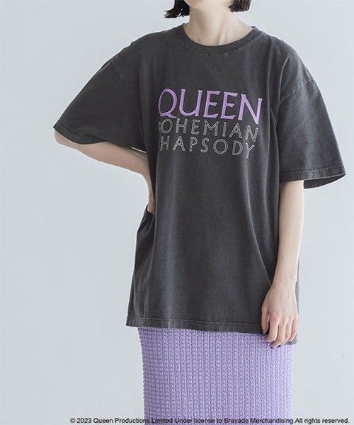 yuw（ユウ）の「ＱＵＥＥＮ　Ｔｅｅ　907569（Tシャツ/カットソー・レディース・ブラック系その他/ブラック系その他2・FREE）」の2枚目の写真