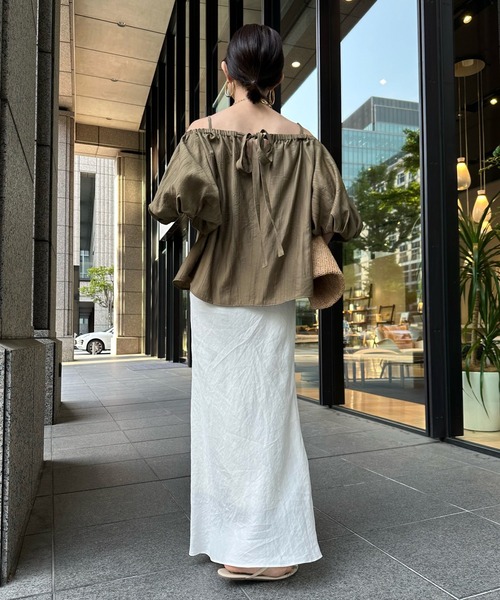 DouDou（ドゥドゥ）の「2WAYオフショルブラウス（シャツ/ブラウス・レディース・ブラック/オリーブ/オフホワイト・FREE）」の17枚目の写真