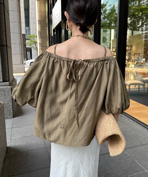 DouDou（ドゥドゥ）の「2WAYオフショルブラウス（シャツ/ブラウス・レディース・ブラック/オリーブ/オフホワイト・FREE）」の19枚目の写真