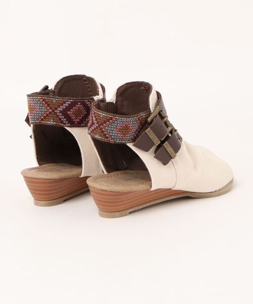 チャイハネ(チャイハネ)の「【チャイハネ】ディズウェッジブーツサンダル(サンダル・レディース・ホワイト/ブラック/ブルー/ブラウン・L/M)」の13枚目の写真