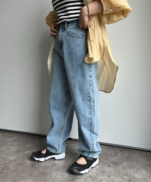 CPCM（シーピーシーエム）の「コクーンデニムパンツ（デニムパンツ・レディース・サックスブルー/ブラック・SMALL/MEDIUM）」の5枚目の写真