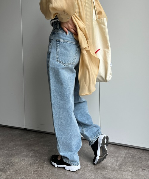 CPCM（シーピーシーエム）の「コクーンデニムパンツ（デニムパンツ・レディース・サックスブルー/ブラック・SMALL/MEDIUM）」の8枚目の写真