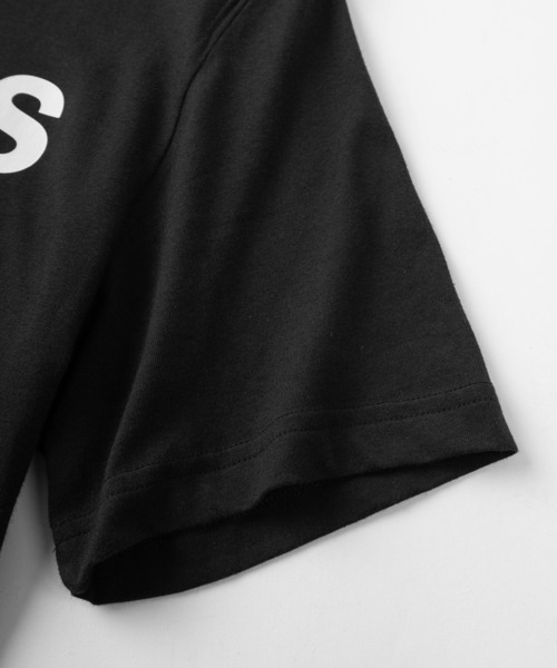 adidas(アディダス)の「【adidas/アディダス】ESSENTIALS リニアロゴプリント シンプルデザイン 半袖Tシャツ/クルーネックT(Tシャツ/カットソー・メンズ・ホワイト/ブラック/グレー・XL/M/L)」の8枚目の写真