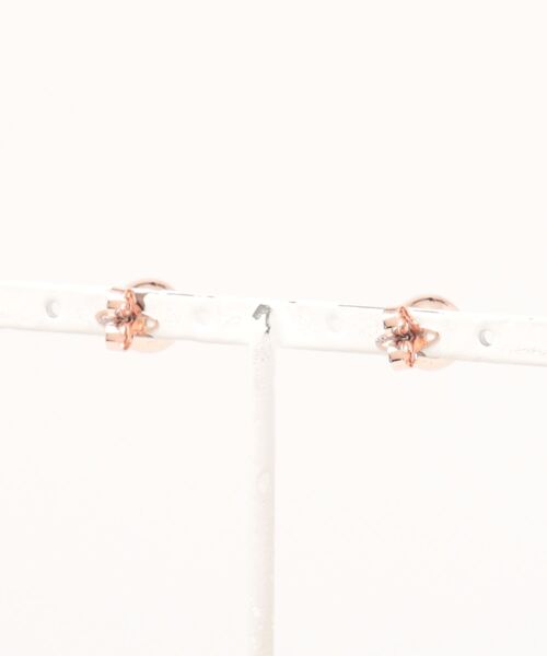 Vivienne Westwood(ヴィヴィアンウエストウッド)の「62010053/OLGA EARRINGS-SM(ピアス(両耳用)・レディース・ゴールド×ブラウン/ピンク/シルバー/ゴールド・FREE)」の5枚目の写真