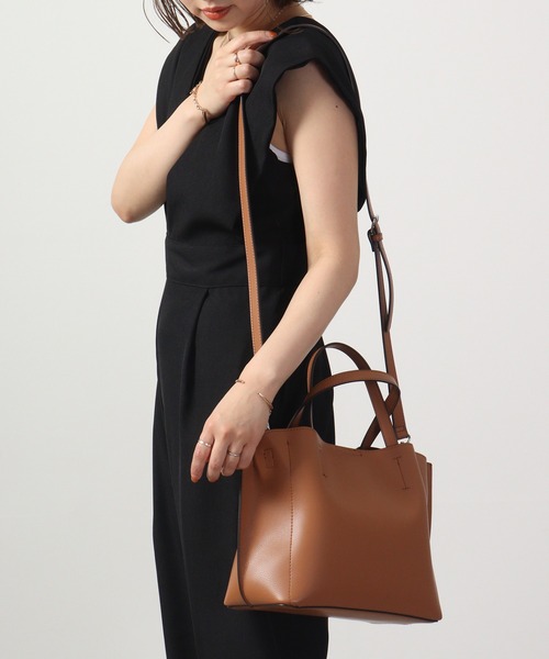 Legato Largo(レガートラルゴ)の「LegatoLargo かるいかばん 2WAYトートバッグ(トートバッグ・レディース・ブラック/グレイッシュベージュ/キャメル/アイボリー/ラベンダー/ライトグレー・FREE)」の6枚目の写真