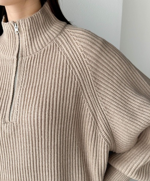 classicalelf（クラシカルエルフ）の「ルーズフィットが叶う！ボリュームスリーブ畦編みハーフジップニット（ニット/セーター・レディース・アイボリー/ブルー/ベージュ/ネイビー・LARGE/MEDIUM/SMALL/X-LARGE）」の16枚目の写真