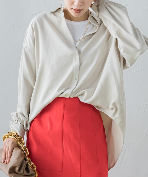 VICKY（ビッキー）の「【秋冬に取り入れたい】細ピッチコーデュロイオーバーシャツ《洗濯機で洗える》（シャツ/ブラウス・レディース・イエロー/ブラウン/オフホワイト/ブラック・M）」の2枚目の写真