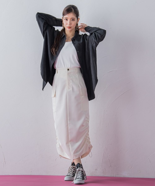 VICKY（ビッキー）の「【秋冬に取り入れたい】細ピッチコーデュロイオーバーシャツ《洗濯機で洗える》（シャツ/ブラウス・レディース・イエロー/ブラウン/オフホワイト/ブラック・M）」の6枚目の写真