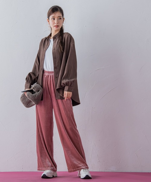 VICKY（ビッキー）の「【秋冬に取り入れたい】細ピッチコーデュロイオーバーシャツ《洗濯機で洗える》（シャツ/ブラウス・レディース・イエロー/ブラウン/オフホワイト/ブラック・M）」の13枚目の写真