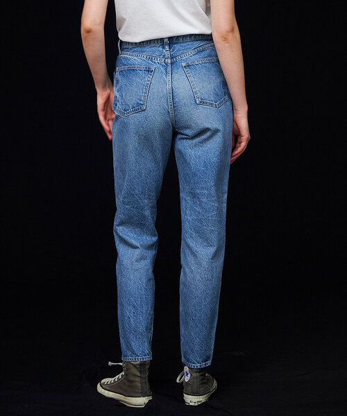 THE SHINZONE（ザ　シンゾーン）の「THE SHINZONE | CARROT DENIM WOMEN（デニムパンツ・レディース・インディゴブルー/ブルー・34/36）」の3枚目の写真