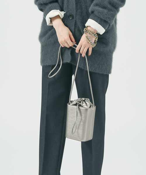 LOWELL things（ロウェル　シングス）の「Octa/ドロストミニショルダーバッグ（ショルダーバッグ・レディース・シルバー/ブルー/ブラック・フリー）」の4枚目の写真