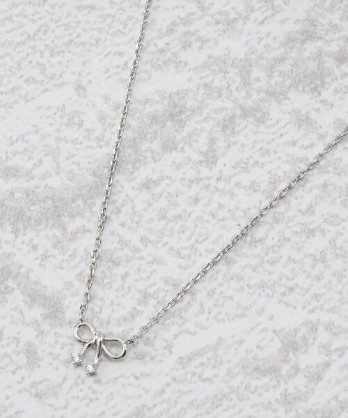 couture brooch（クチュールブローチ）の「◆リボンミニネックレス（ネックレス・レディース・シルバー/ゴールド・00）」の2枚目の写真