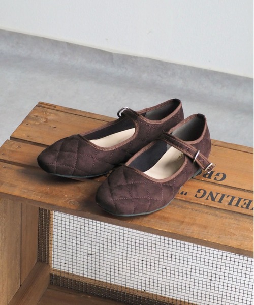 cepo（セポ）の「キルティングストラップバレエシューズ（バレエシューズ・レディース・ブラウン/ブラック・M/L）」の4枚目の写真