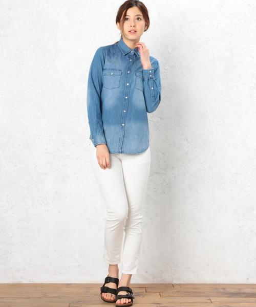 green label relaxing(グリーンレーベルリラクシング)の「GC INDIGO DNM ウエスタン シャツ◆(シャツ/ブラウス・レディース・ライトブルー/コバルトブルー・40/38)」の6枚目の写真