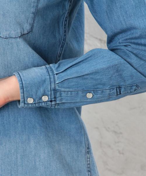 green label relaxing(グリーンレーベルリラクシング)の「GC INDIGO DNM ウエスタン シャツ◆(シャツ/ブラウス・レディース・ライトブルー/コバルトブルー・40/38)」の8枚目の写真