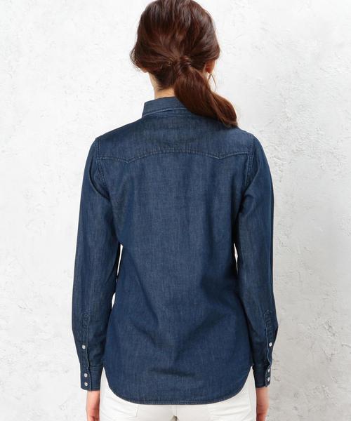green label relaxing(グリーンレーベルリラクシング)の「GC INDIGO DNM ウエスタン シャツ◆(シャツ/ブラウス・レディース・ライトブルー/コバルトブルー・40/38)」の12枚目の写真