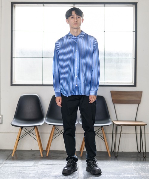 BRICK & SONS（ブリックアンドサンズ）の「＆リラックスバックプリーツシャツ＜ブルーワイドストライプ＞（シャツ/ブラウス・メンズ・ブルー・S/M/L/XS）」の3枚目の写真