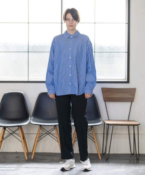 BRICK & SONS（ブリックアンドサンズ）の「＆リラックスバックプリーツシャツ＜ブルーワイドストライプ＞（シャツ/ブラウス・メンズ・ブルー・S/M/L/XS）」の7枚目の写真