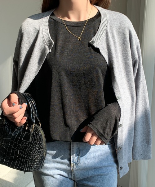 ABITOKYO(アビトーキョー)の「シアークルーネックトップス(Tシャツ/カットソー・レディース・ホワイト/ブラック/ベージュ・M/L/XL)」の15枚目の写真