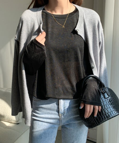 ABITOKYO(アビトーキョー)の「シアークルーネックトップス(Tシャツ/カットソー・レディース・ホワイト/ブラック/ベージュ・M/L/XL)」の16枚目の写真