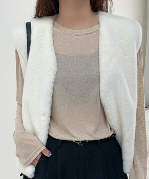 ABITOKYO(アビトーキョー)の「シアークルーネックトップス(Tシャツ/カットソー・レディース・ホワイト/ブラック/ベージュ・M/L/XL)」の20枚目の写真