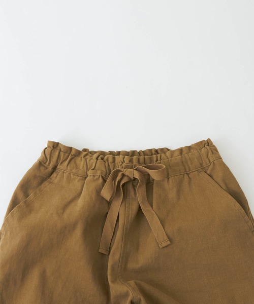 CUBE SUGAR（キューブシュガー）の「無地ピーチツイルイージーコクーンパンツ（その他パンツ・レディース・ベージュ/ブラウン/ブラック/スモークピンク・M）」の5枚目の写真