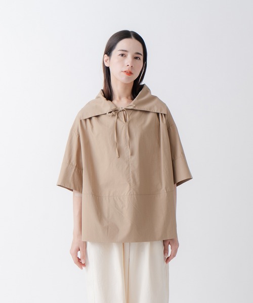 Kelen(ケレン)の「「KELEN/ケレン」ワイドカラートップス(Tシャツ/カットソー・レディース・ブラック/オフホワイト/ブルー系その他/ベージュ・S/M)」の4枚目の写真