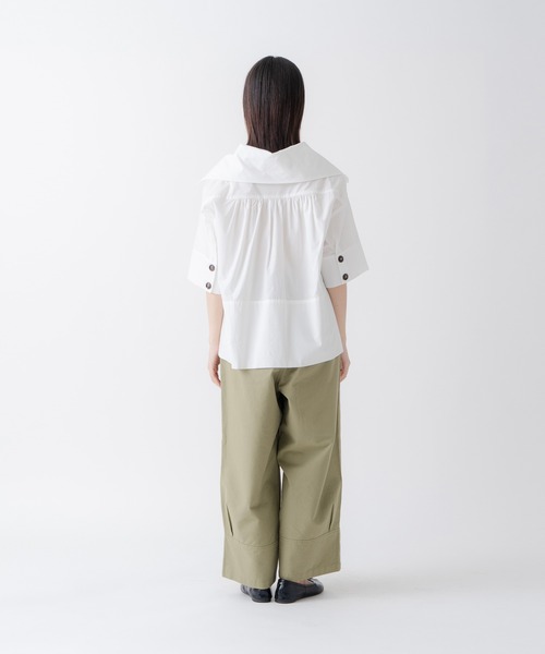 Kelen(ケレン)の「「KELEN/ケレン」ワイドカラートップス(Tシャツ/カットソー・レディース・ブラック/オフホワイト/ブルー系その他/ベージュ・S/M)」の22枚目の写真