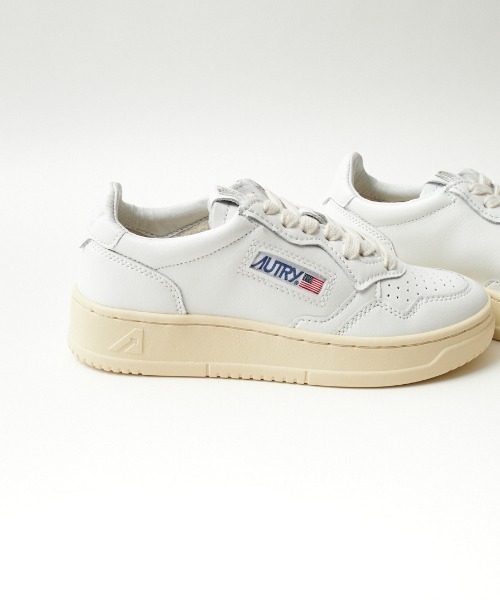 AUTRY（オートリー）の「[AUTRY/オートリ―] MEDALIST ローカットスニーカー（スニーカー・レディース・ホワイト・37/38/36）」の5枚目の写真