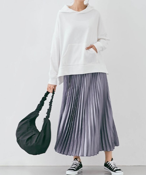 kirakiraShop(キラキラショップ)の「ルーズ シルエット フーディー(スウェット・レディース・カーキ/杢グレー/チャコール/ライトベージュ/オフホワイト/ブラウン/ブラック・FREE)」の9枚目の写真