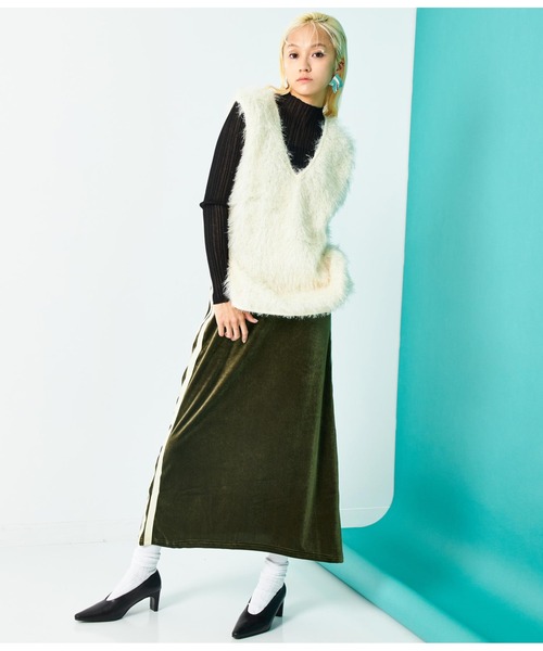 Settimissimo（セッティミッシモ）の「サイドライン ベロア Iライン スカート（スカート・レディース・カーキ/ブラック・FREE）」の14枚目の写真