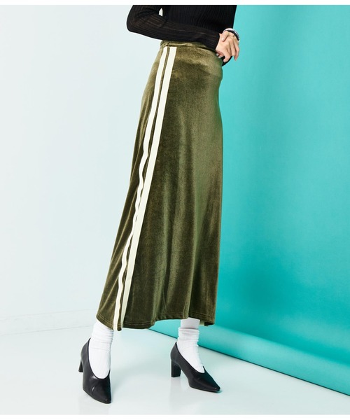 Settimissimo（セッティミッシモ）の「サイドライン ベロア Iライン スカート（スカート・レディース・カーキ/ブラック・FREE）」の17枚目の写真