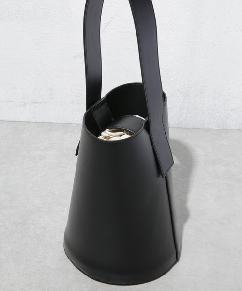 NANO universe（ナノユニバース）の「巾着付きバケツトートバッグ（トートバッグ・レディース・ブラック/モカ・FREE）」の5枚目の写真