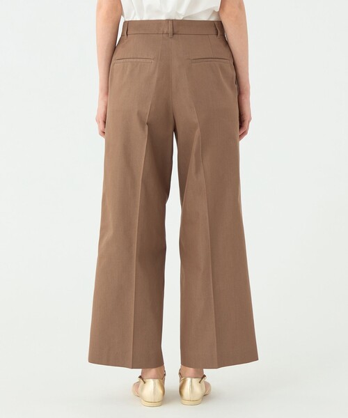 TOMORROWLAND collection(トゥモローランドコレクション)の「コットンシルクデニム ワイドストレートパンツ(その他パンツ・レディース・ネイビー/ホワイト/ブラウン/ライトブラウン・36/34/32/38)」の19枚目の写真