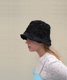AWESOME NEEDS（オーサムニーズ）の「LOW LAMPSHADE HAT FUR（ハット