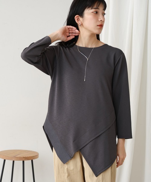 Bou Jeloud（ブージュルード）の「梨地プレーティングアシメ切替プルオーバー（Tシャツ/カットソー・レディース・ブルー/オフホワイト/チャコールグレー・FREE）」の15枚目の写真