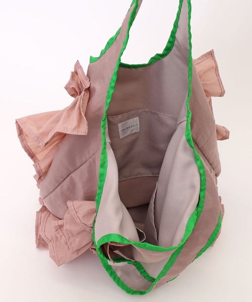 SMIR NASLI（サミールナスリ）の「配色ボリュームフリルトートバッグ／Ａ４対応（トートバッグ・レディース・オリーブ/ベージュ/ピンク/ブルー/レッド/ブラック/ライトグリーン・9/FREE）」の18枚目の写真