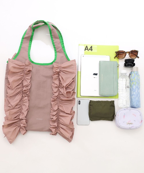 SMIR NASLI（サミールナスリ）の「配色ボリュームフリルトートバッグ／Ａ４対応（トートバッグ・レディース・オリーブ/ベージュ/ピンク/ブルー/レッド/ブラック/ライトグリーン・9/FREE）」の17枚目の写真
