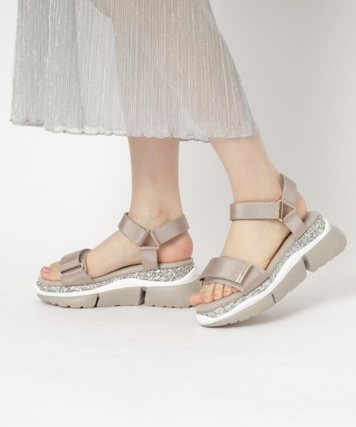 ESPERANZA(エスペランサ)の「グリッター厚底スポサン 24SS(サンダル・レディース・ブラック系8/マルチ/グレイッシュベージュ/その他/ピンクベージュ/ベージュ系8・LL/L/M/S/SMALL)」の5枚目の写真