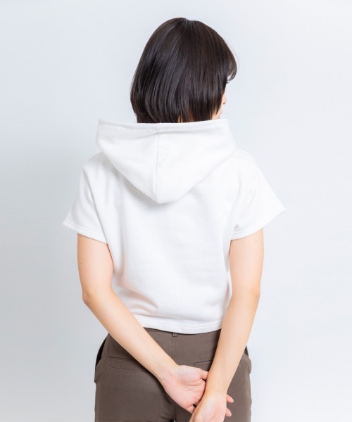 atmos pink（アトモスピンク）の「atmos pink シャーリング 半袖 フーディ（パーカー・レディース・レッド/ホワイト/グレー・FREE）」の14枚目の写真