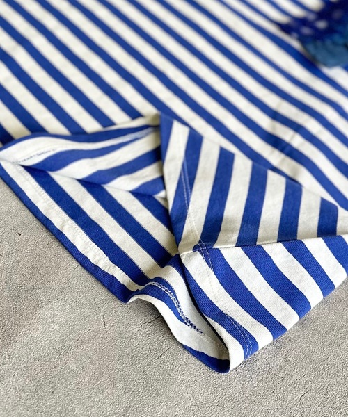 PEANUTS（ピーナッツ）の「【PEANUTS】スヌーピー/フリルボーダーワンピース（90～150cm）（ワンピース・キッズ・パープル・150/140/130/120/110/100/90）」の2枚目の写真