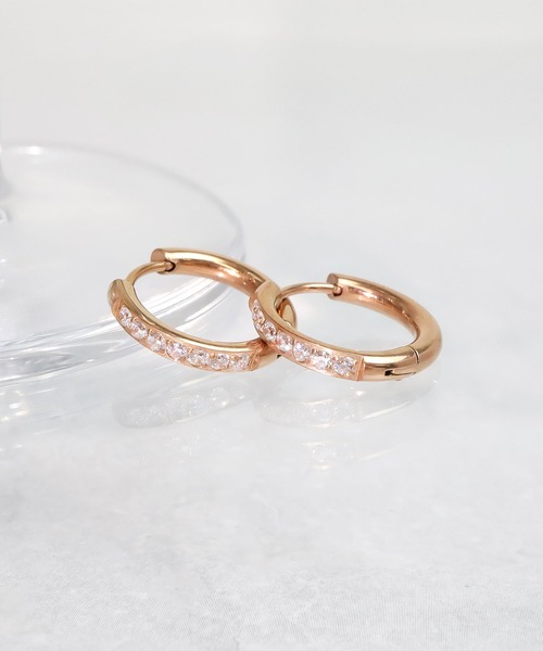 blackdia ocean（ブラックダイヤオーシャン）の「blackdia ocean ジルコニアラインピアス（ピアス（両耳用）・レディース・シルバー/ピンクゴールド/ゴールド・#10/#12）」の3枚目の写真