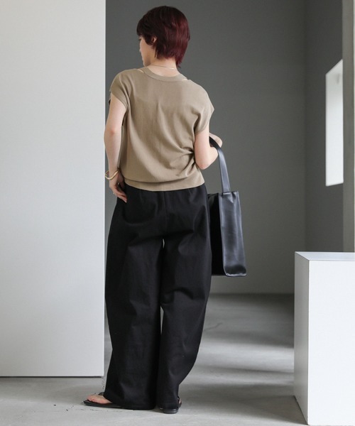 select MOCA（セレクトモカ）の「Vネックカットフレンチスリーブニット（ニット/セーター・レディース・グレイッシュベージュ/ブラック/オフホワイト・FREE）」の15枚目の写真