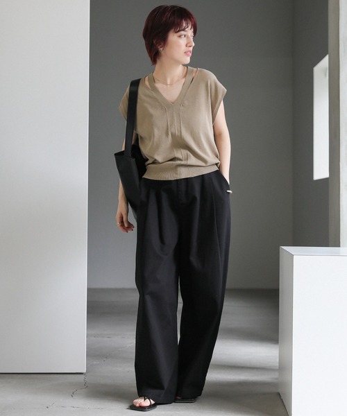 select MOCA（セレクトモカ）の「Vネックカットフレンチスリーブニット（ニット/セーター・レディース・グレイッシュベージュ/ブラック/オフホワイト・FREE）」の10枚目の写真