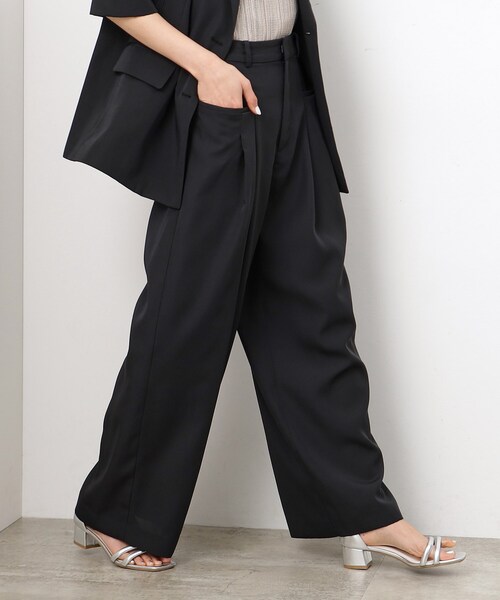 OPAQUE.CLIP（オペークドットクリップ）の「◆【大草直子さんコラボ】タックワイドパンツ（その他パンツ・レディース・ブラック/ホワイト/ブラウン・40/38/36）」の18枚目の写真